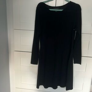 New classic knit dress never worn, Tahari US large